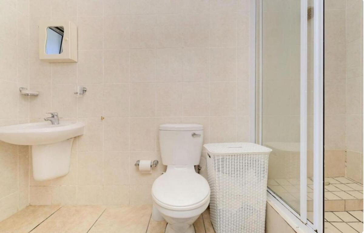 Ocean Tides Apartment *