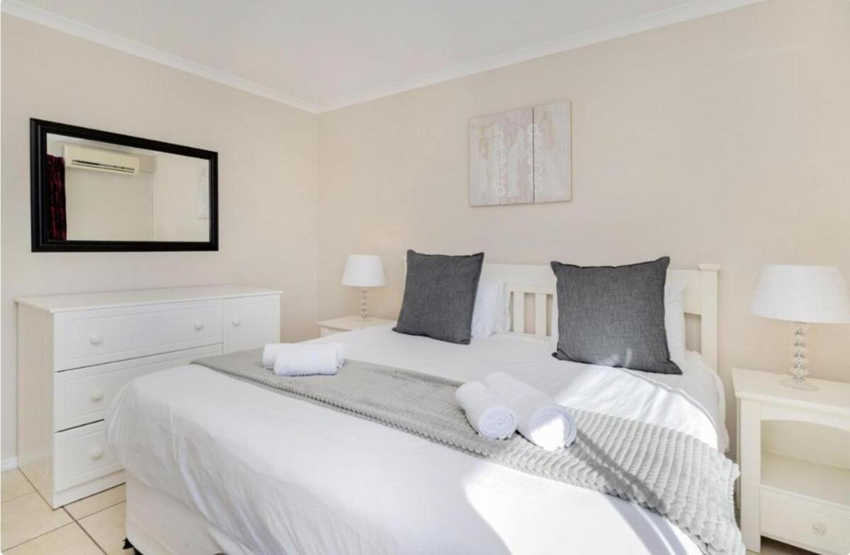 Ocean Tides Apartment Cape Town